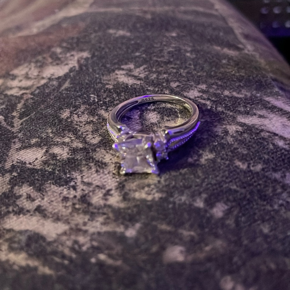 Beautiful 925 sterling silver ring